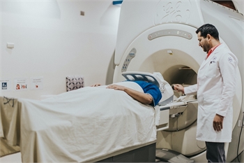 How to Become an MRI Tech in 2023: Job Outlook & Qualifications