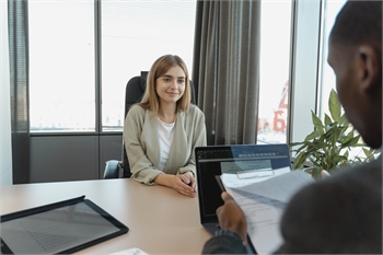 Best Practices for Conducting an In-Person Job Interview